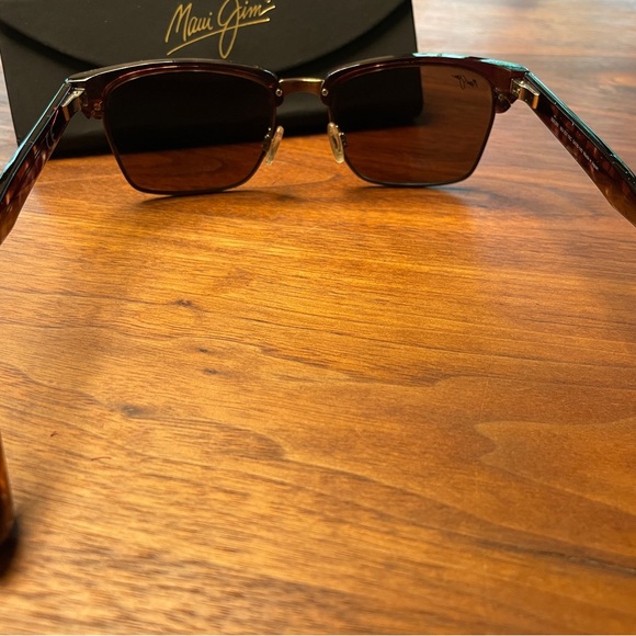 Maui Jim polarized Kawika sunglasses - Picture 3 of 8